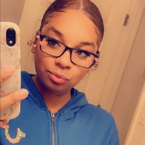 Meet your Posher, Shapreea